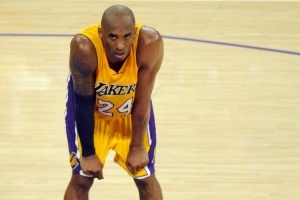 韦斯利-约翰逊：14年被克莱打爆后科比给我短信 称愿独自对抗一切